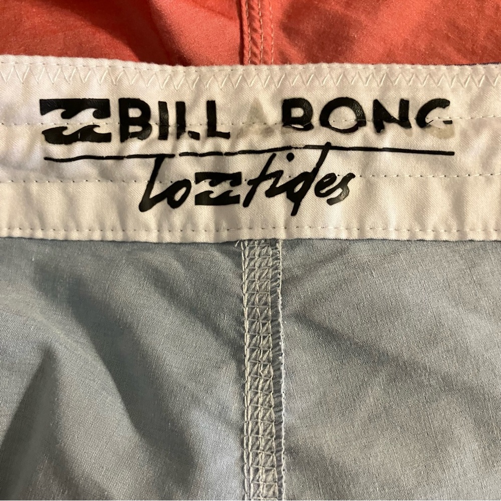 Billabong‎ Board Shorts striped pattern blue, red, and white Men's Sz 44 - Picture 7 of 9